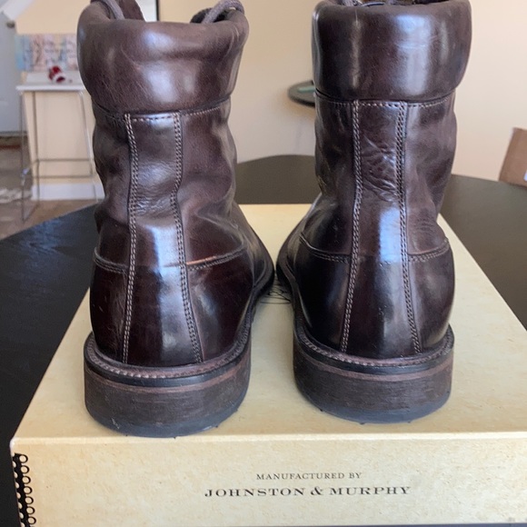 johnston and murphy lofting cap toe boot